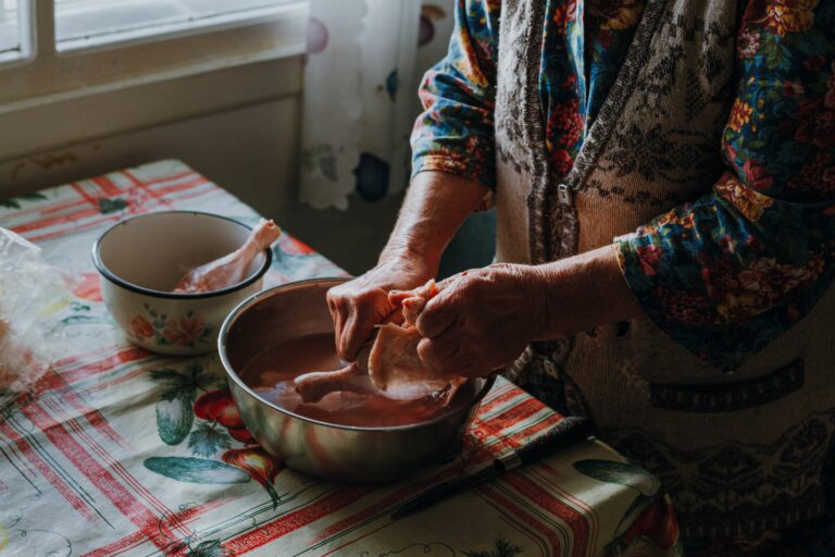 Should you wash meat before cooking? Why it is not recommended and what to do instead