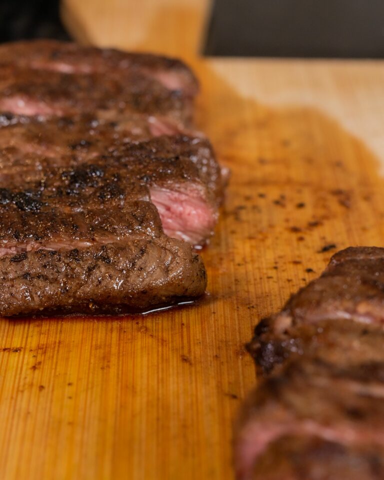 Why rest beef after cooking: what actually happens inside the meat