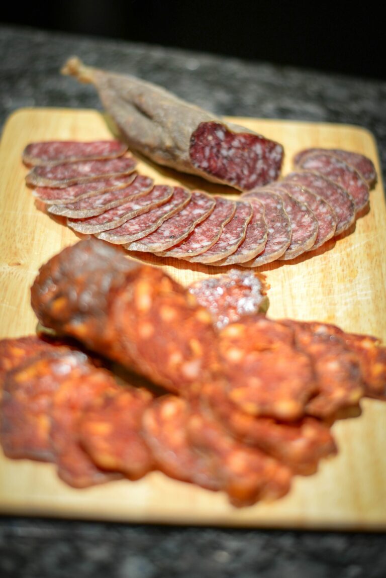 Lomo, chorizo y salchichón ibérico: diferencias y cómo elegir