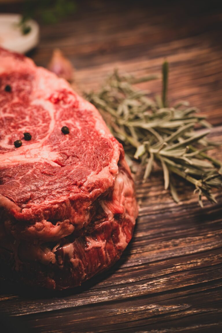 ¿Cuánto hierro tiene la carne de ternera? Por 100 g y por ración