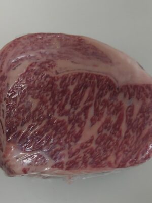 Lomo alto de wagyu japonés a5 bms 9-11 (Piezas de 1,900- 2,100 kg. aprox.)