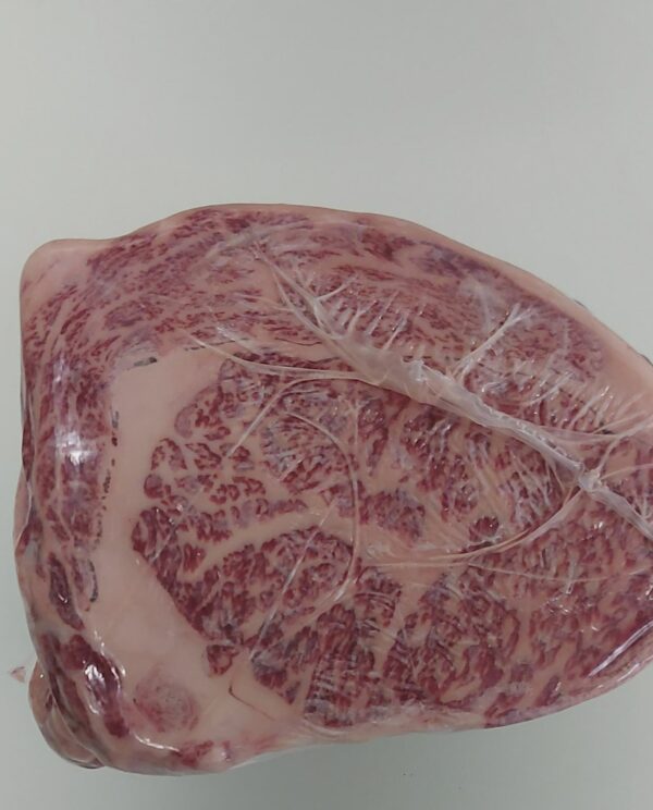 Lomo alto de wagyu japonés a5 bms 9-11 (Piezas de 1,900- 2,100 kg. aprox.) — fotografía 4