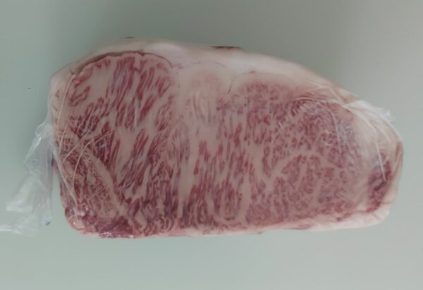Lomo bajo de wagyu japonés a5+ bms 11-12 (Piezas de 3,300-3,500 kg. aprox.) — fotografía 2