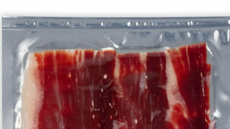 Jamón ibérico: ¿pieza entera o loncheado? Cómo elegir el formato